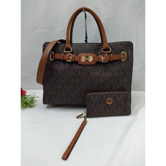 Michael Kors Hamilton Brown Leather MK Printed Tote With Matching Wallet - Picture 1 of 16